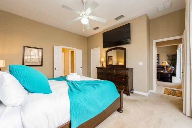 549 CADIZ LOOP, Davenport, FL 33837