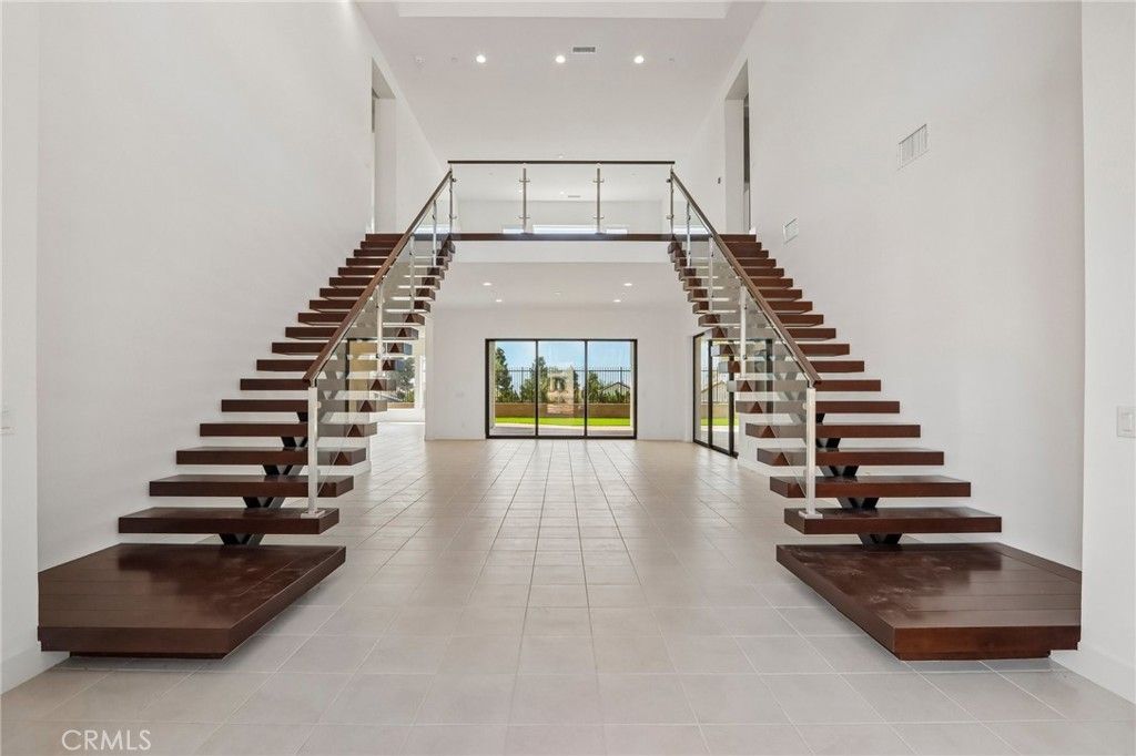 20580 Edgewood Court, Chatsworth, CA 91311 — photo 4
