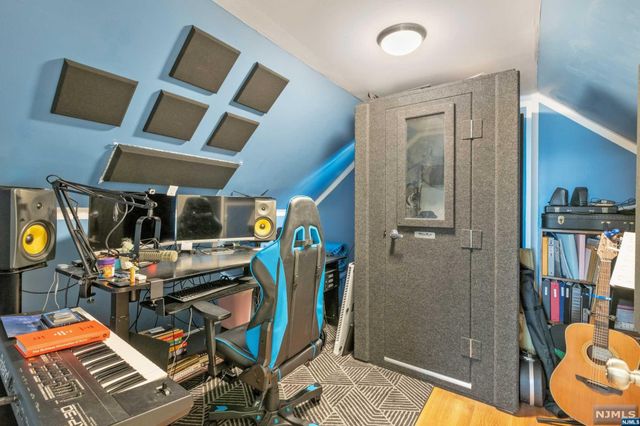 120 Hershfield Street, Pompton Lakes, NJ 07442