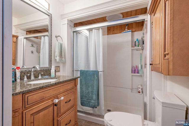 120 Hershfield Street, Pompton Lakes, NJ 07442