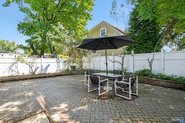 120 Hershfield Street, Pompton Lakes, NJ 07442