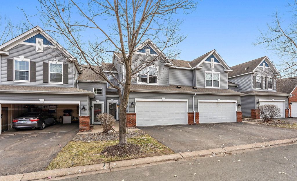 321 Heritage Trail, Circle Pines, MN 55014 — photo 4