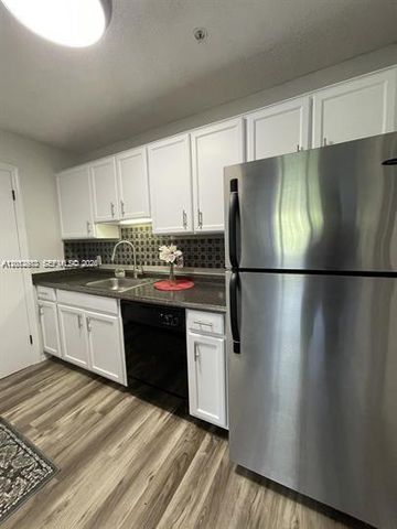 2315 N Congress Avenue 21, Boynton Beach, FL 33426