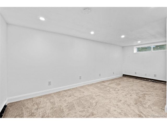 7819 Hill Crest Dr, Louviers, CO 80131