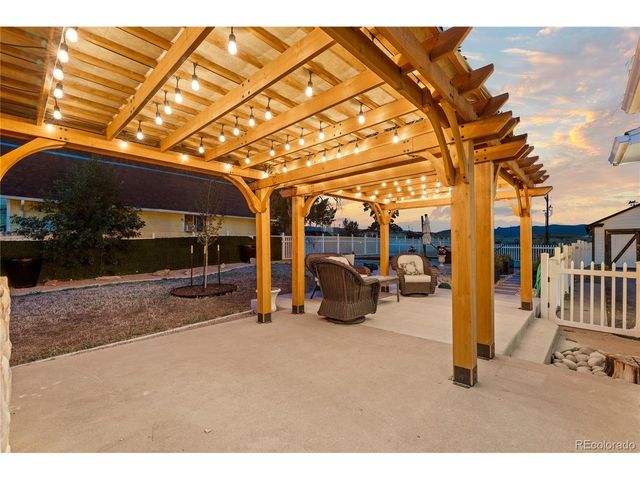 7819 Hill Crest Dr, Louviers, CO 80131