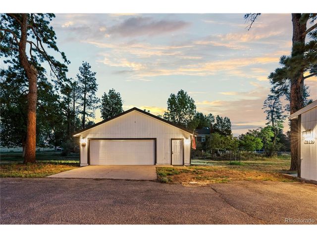 7819 Hill Crest Dr, Louviers, CO 80131
