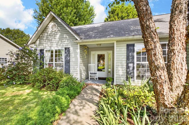 171 Running Briar Road, Fletcher, NC 28732