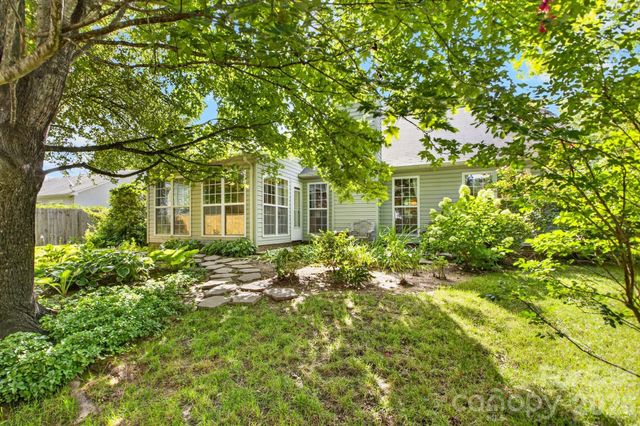 171 Running Briar Road, Fletcher, NC 28732