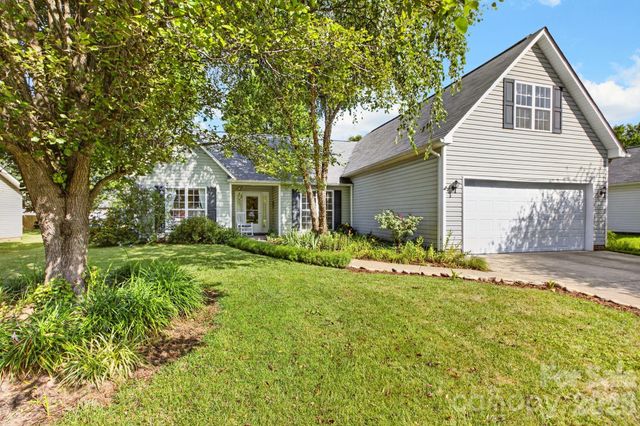 171 Running Briar Road, Fletcher, NC 28732