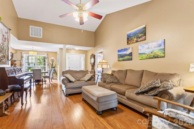 171 Running Briar Road, Fletcher, NC 28732