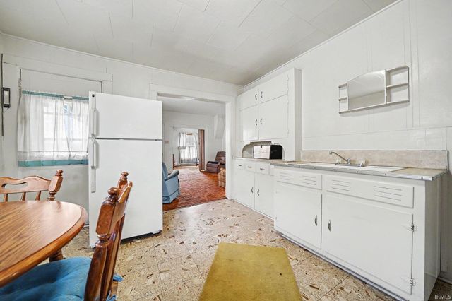 421 S Carlisle Street, South Bend, IN 46619