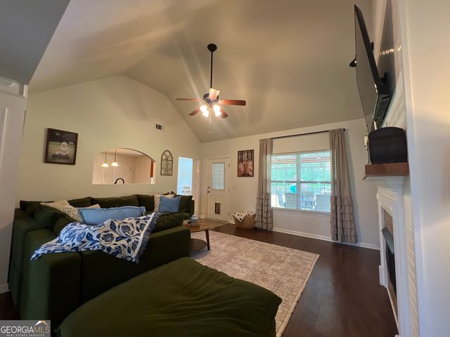 105 Woodbridge Way, Statesboro, GA 30458