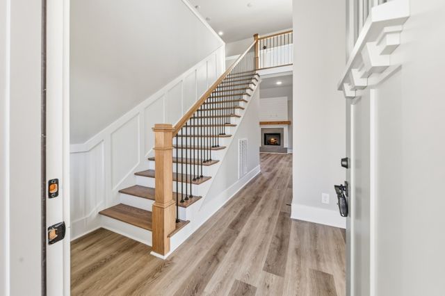 1645 Sulphur College Rd, Hartsville, TN 37074