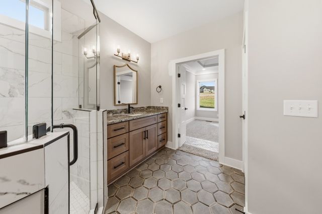 1645 Sulphur College Rd, Hartsville, TN 37074