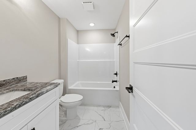 1645 Sulphur College Rd, Hartsville, TN 37074