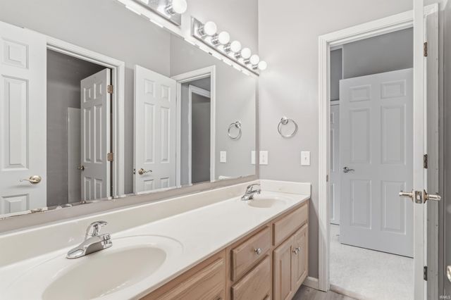 11225 Crosstree Court, Fort Wayne, IN 46814