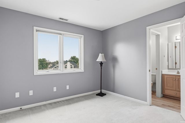 11225 Crosstree Court, Fort Wayne, IN 46814