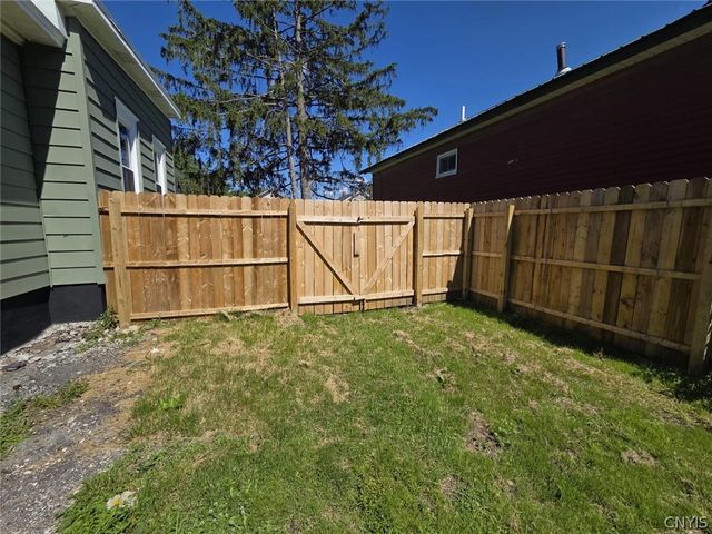 205 Hartwell Avenue, Dewitt, NY 13057