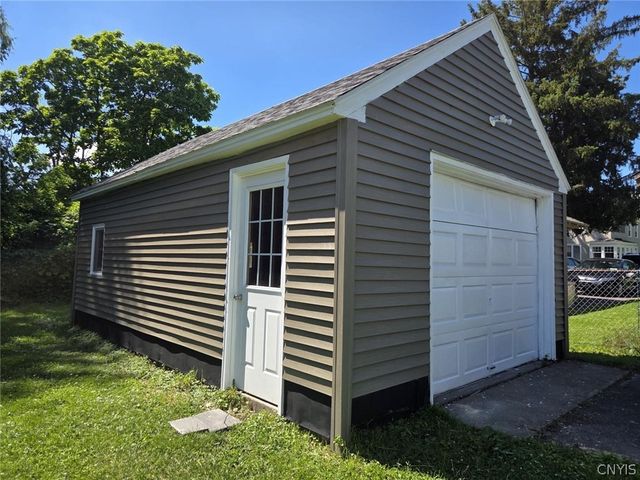 205 Hartwell Avenue, Dewitt, NY 13057