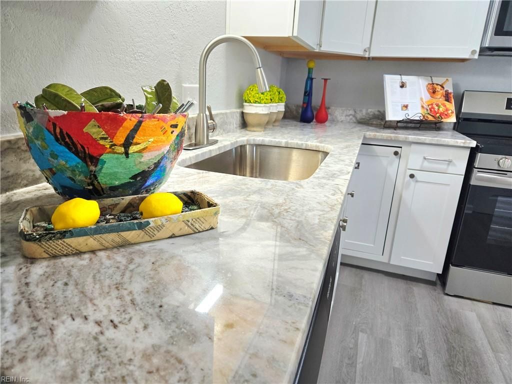 1263 Credle RD, Virginia Beach, VA 23454