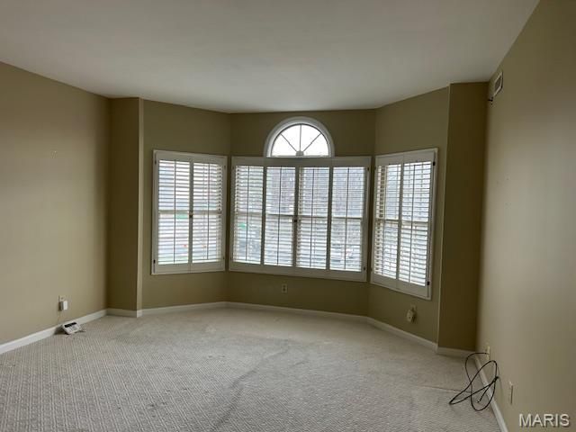 567 Sarah Lane 301, Creve Coeur, MO 63141