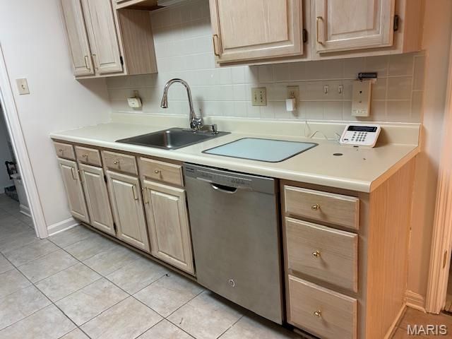 567 Sarah Lane 301, Creve Coeur, MO 63141