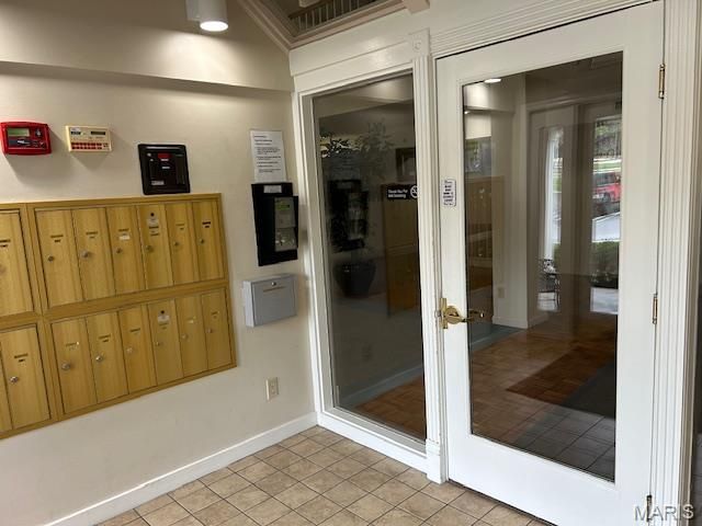 567 Sarah Lane 301, Creve Coeur, MO 63141