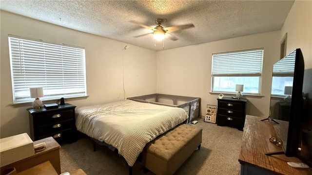 1019 W School Street, Siloam Springs, AR 72761