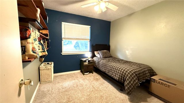 1019 W School Street, Siloam Springs, AR 72761