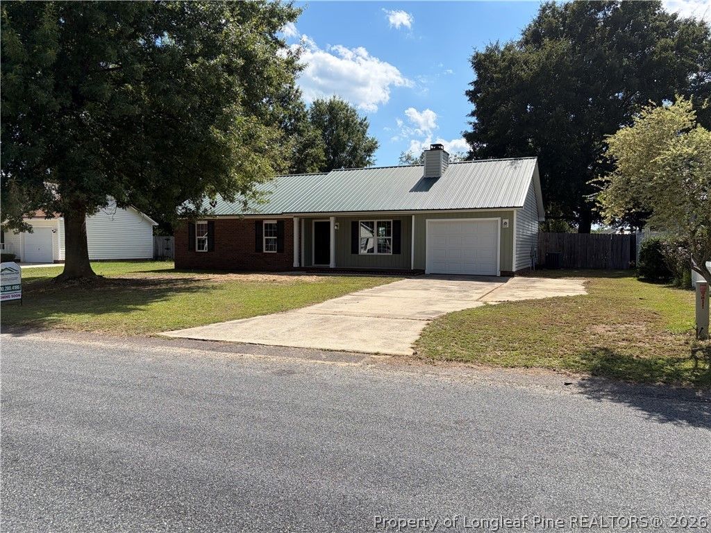 401 Northwoods Drive, Raeford, NC 28376 — photo 2