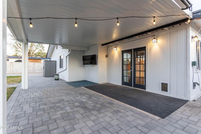 1042 W 9TH Place, Mesa, AZ 85201