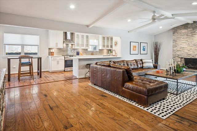 4877 Fallon Place, Dallas, TX 75227