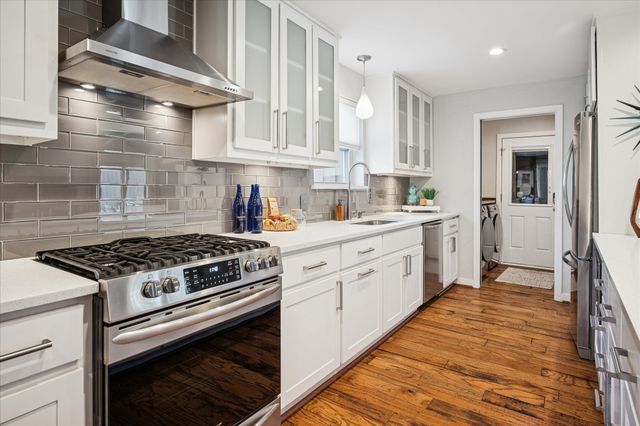 4877 Fallon Place, Dallas, TX 75227