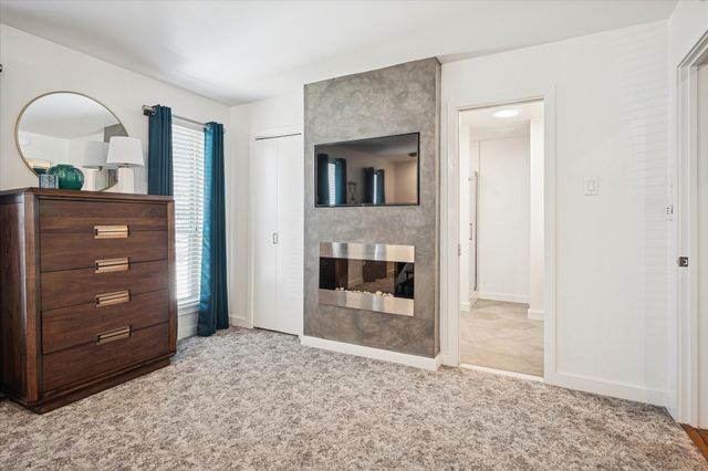 4877 Fallon Place, Dallas, TX 75227