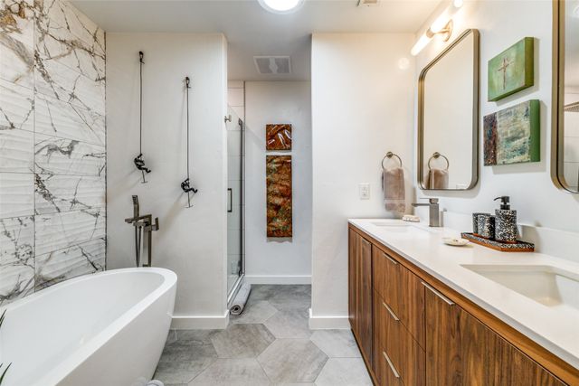 4877 Fallon Place, Dallas, TX 75227