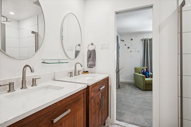 4877 Fallon Place, Dallas, TX 75227