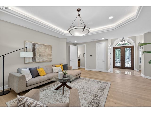 20 Sw 111TH Ter, Portland, OR 97225