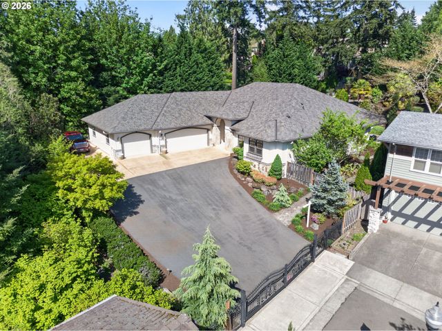 20 Sw 111TH Ter, Portland, OR 97225