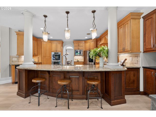 20 Sw 111TH Ter, Portland, OR 97225