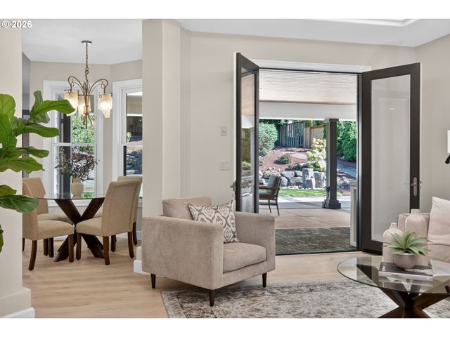 20 Sw 111TH Ter, Portland, OR 97225