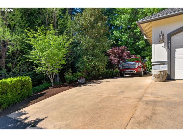 20 Sw 111TH Ter, Portland, OR 97225