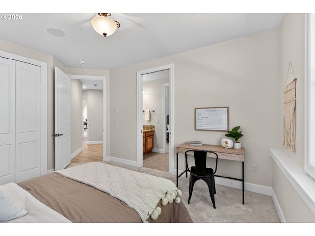 20 Sw 111TH Ter, Portland, OR 97225