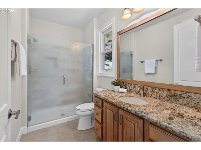 20 Sw 111TH Ter, Portland, OR 97225