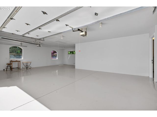 20 Sw 111TH Ter, Portland, OR 97225