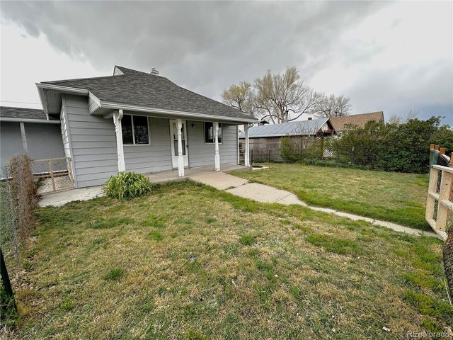 672 4th St, Limon, CO 80828