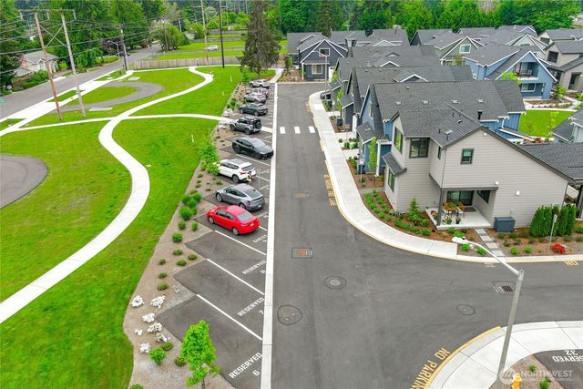 10329 135th Circle NE, Kirkland, WA 98033