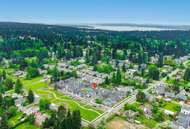 10329 135th Circle NE, Kirkland, WA 98033