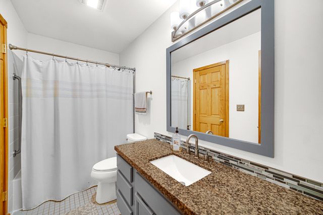 1472 Carriage Lane, Lake Villa, IL 60046