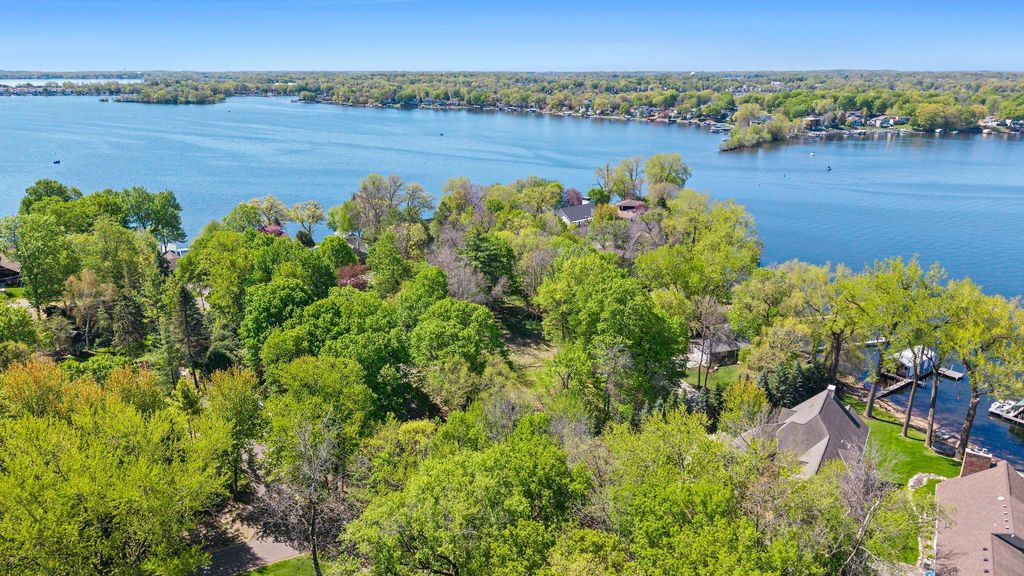 1373 Rest Point Road, Orono, MN 55364