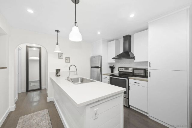 13788 Ruette Le Parc D, Del Mar, CA 92014